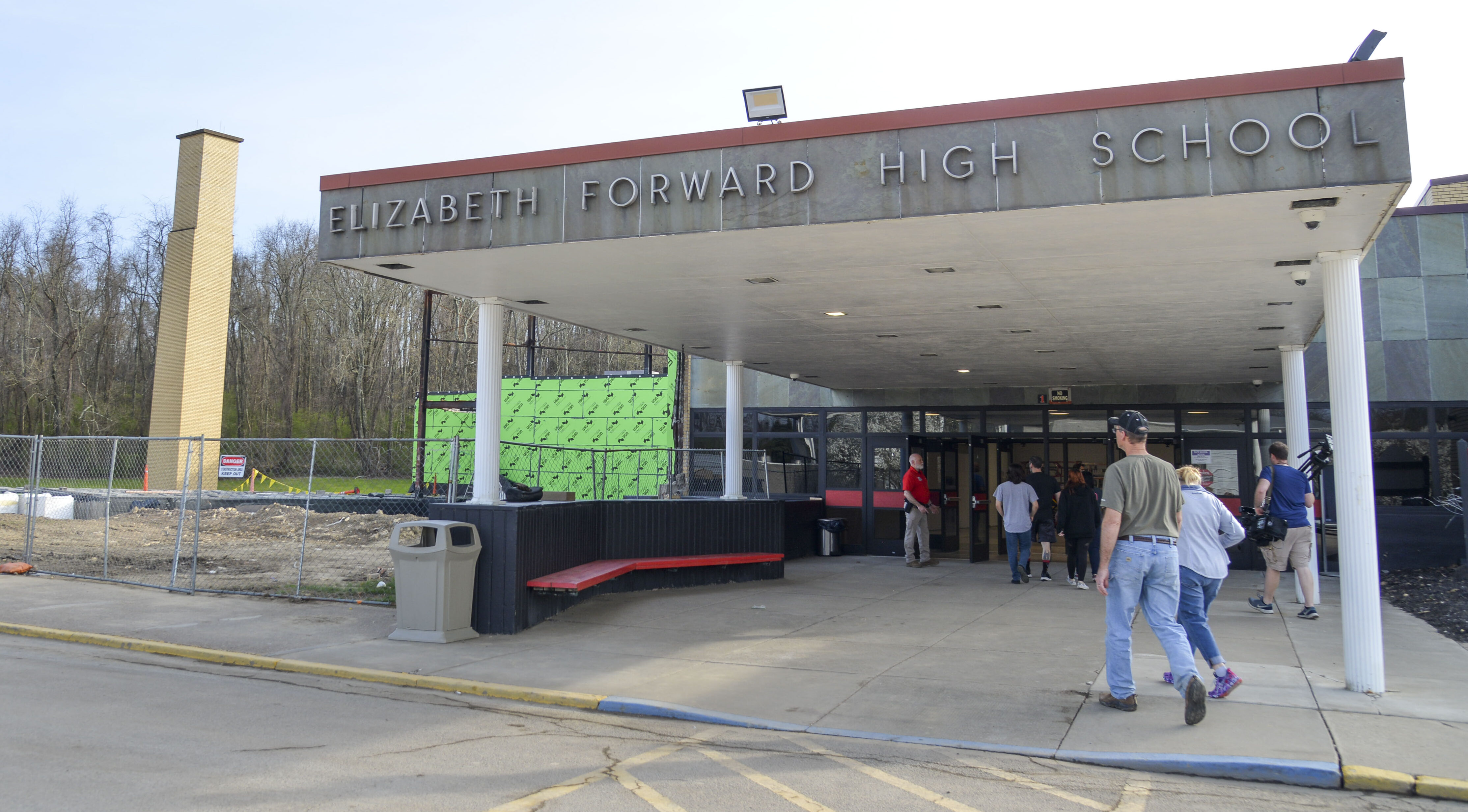 Area legislators announce grants for Valley towns, schools Mon Valley