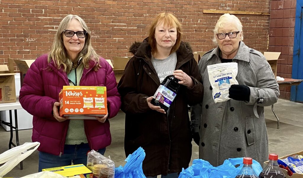 Finleyville Food Pantry getting ready for first distribution at new