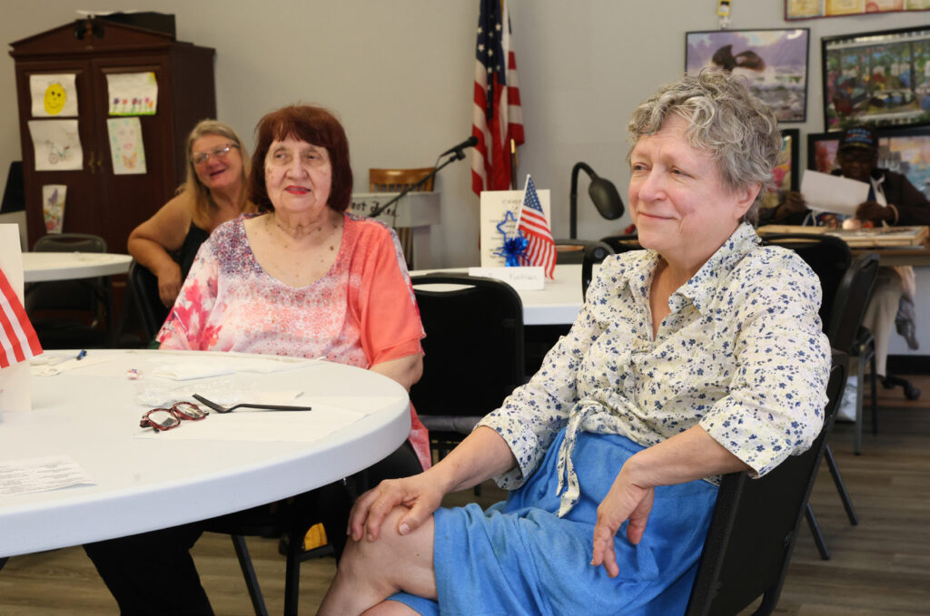 Valley residents plan to watch debate Mon Valley Independent