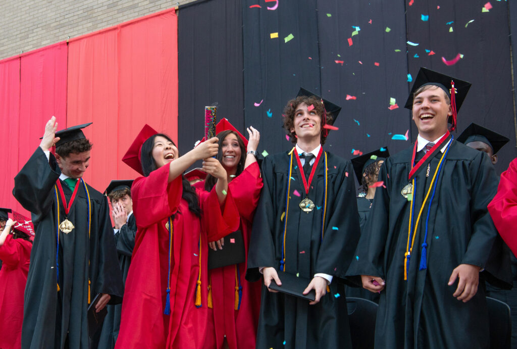 Confetti celebration in Charleroi - Mon Valley Independent