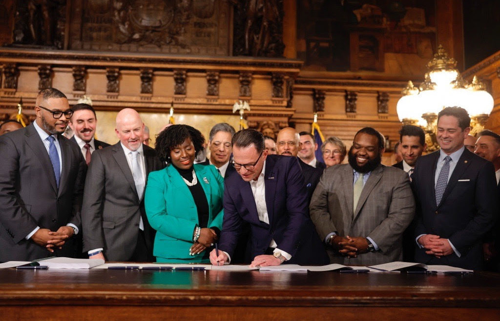 MVI Newspaper Industry Veteran Robert Hammond Left A Lasting Impact