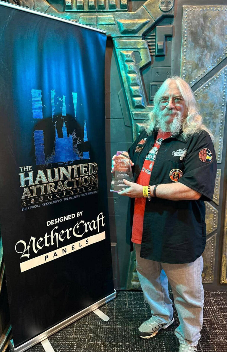 Pens struck down by Lightning, 6-3 - Mon Valley Independent