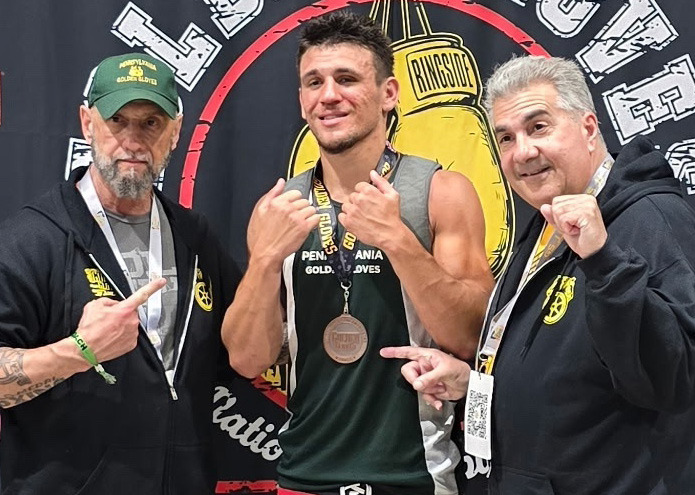 Local fighter reaches Golden Gloves semifinals