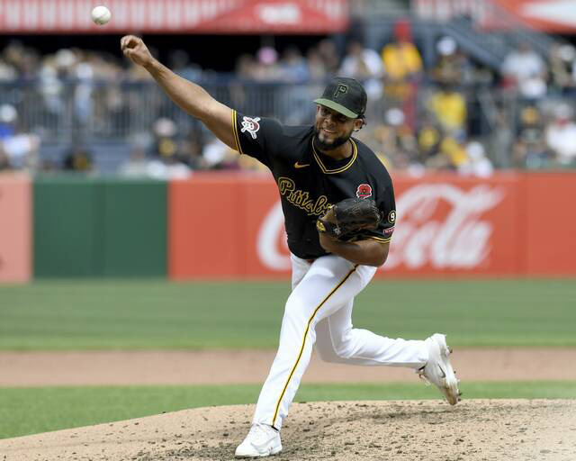 Dotel shows no fear in multi-inning role out of bullpen