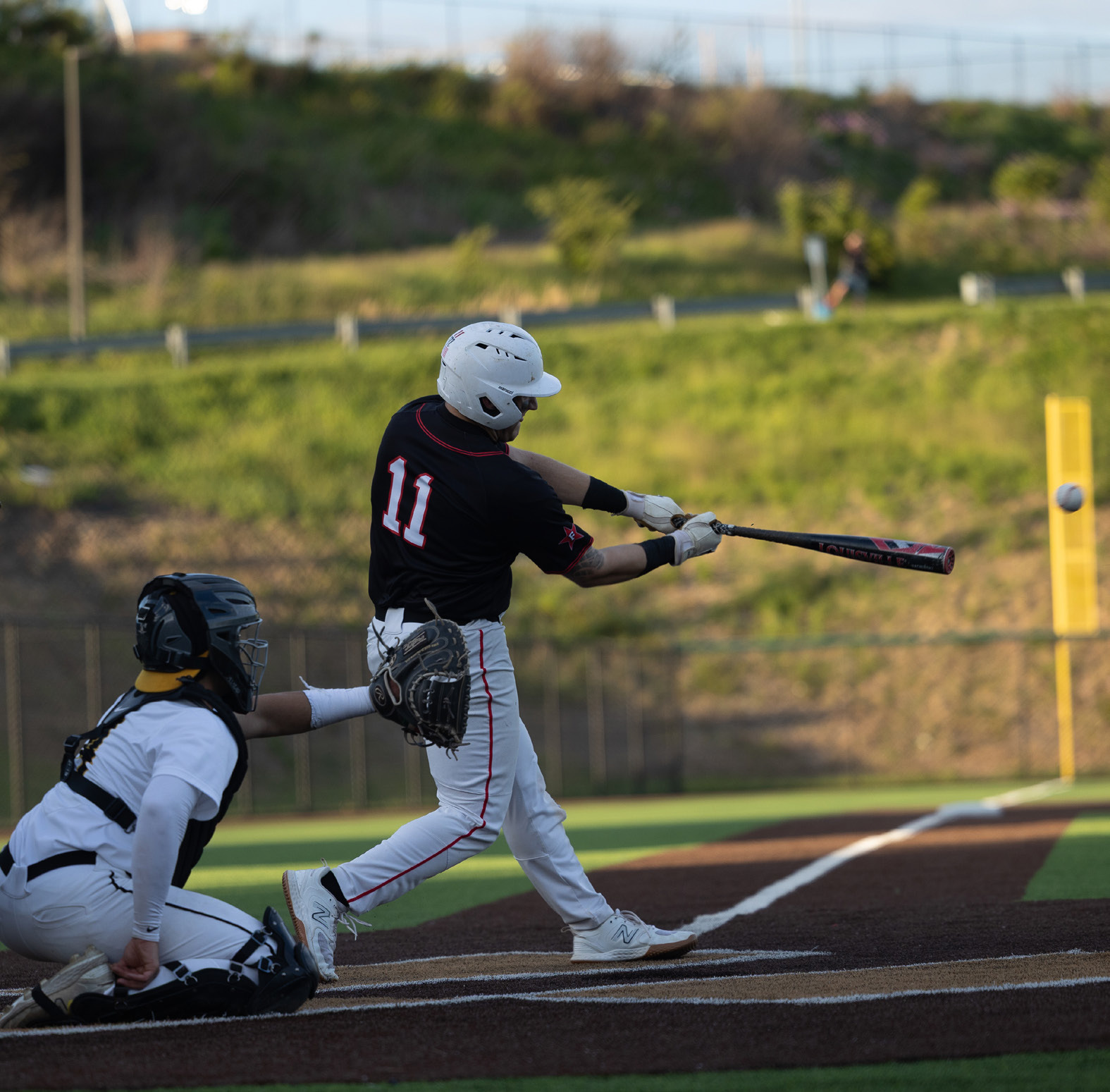 Frazier's upset bid falls just short