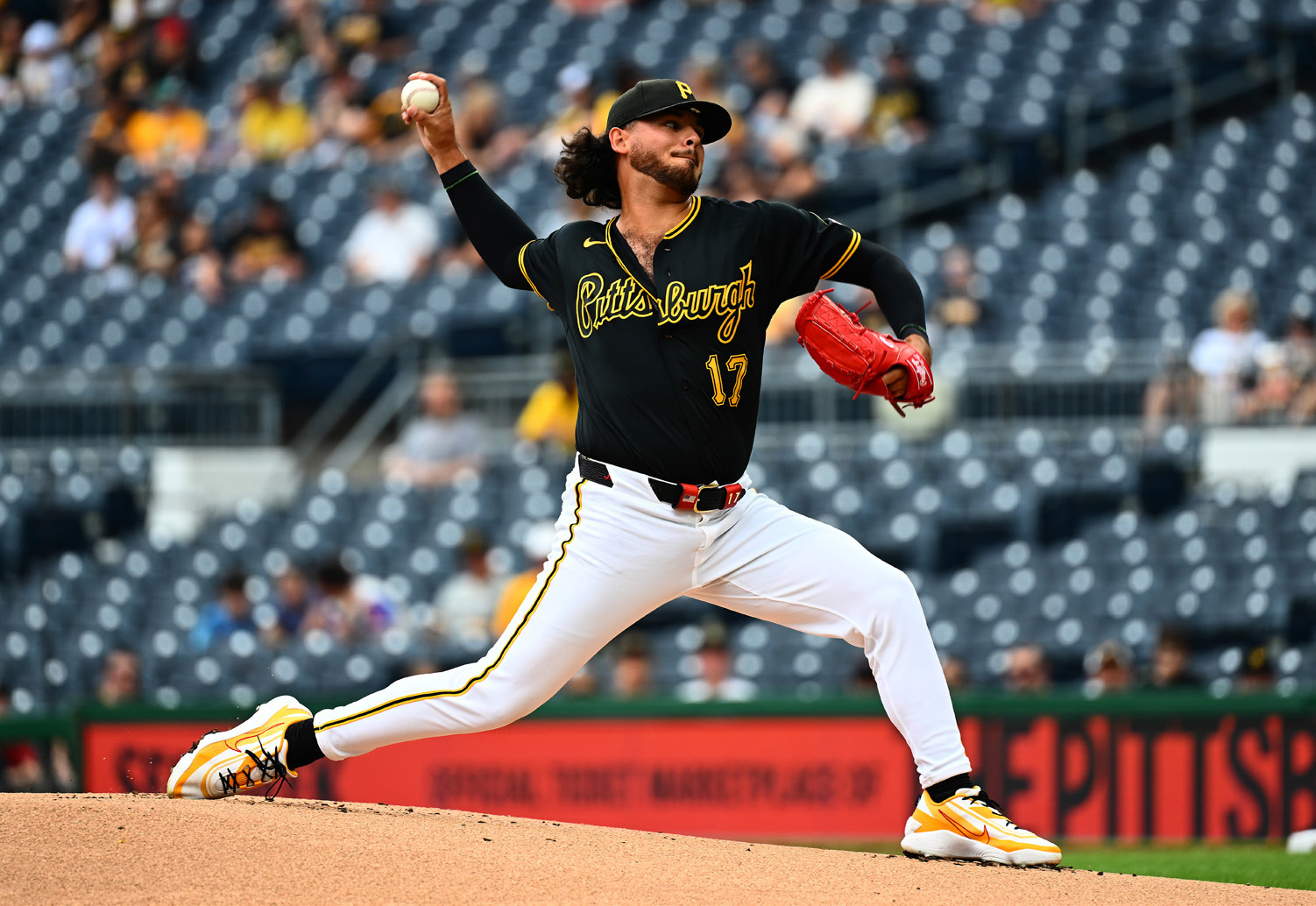 Rodriguez shuts out Pirates as wild-card chase heats up