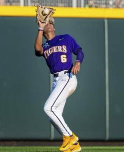 Pirates pull draft surprise by taking Curiel at No. 5