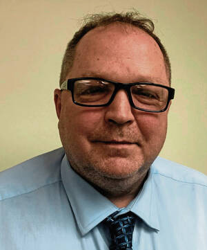Prison warden placed on administrative leave