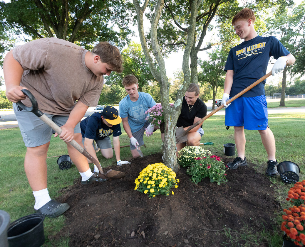 Gladiators mourn loss of beloved ‘Coach Bish'